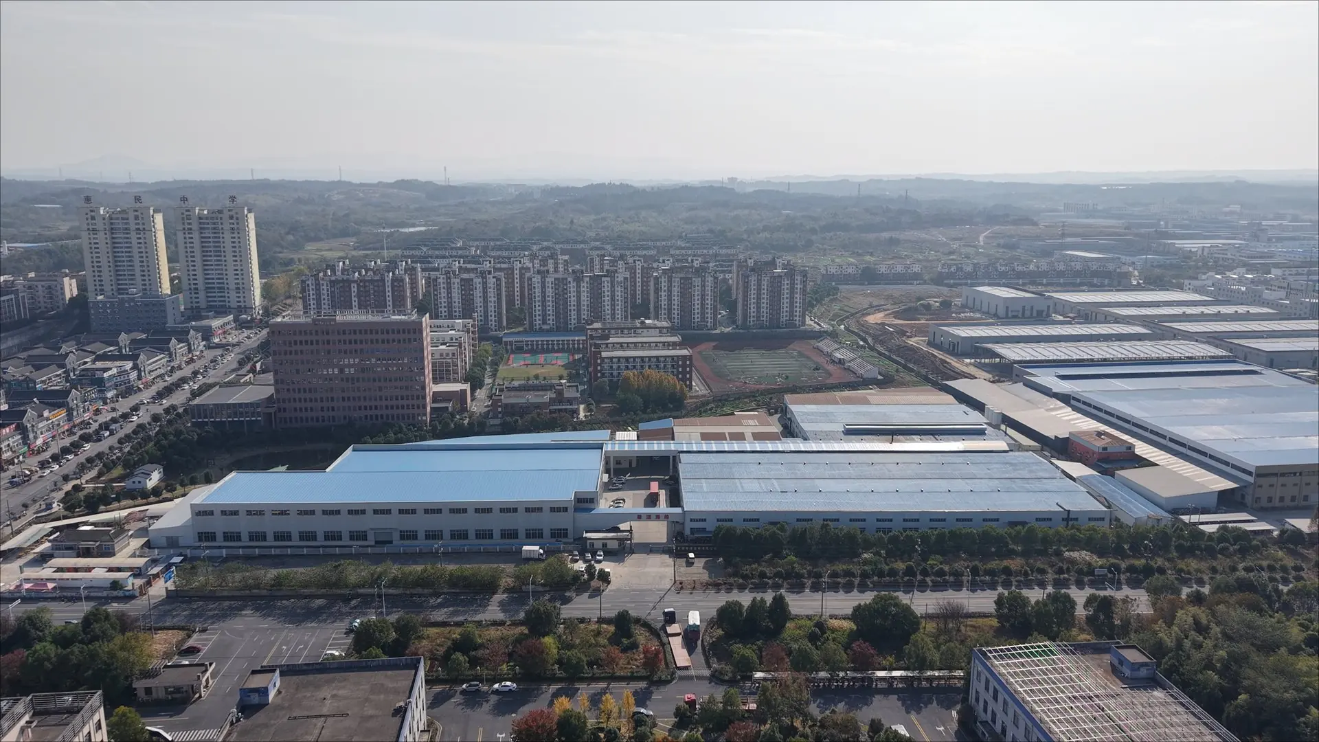 2015 第三座工厂大门照片